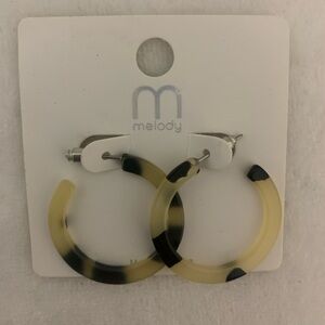 Melody Yellow Tortoise Resin Hoop Earrings